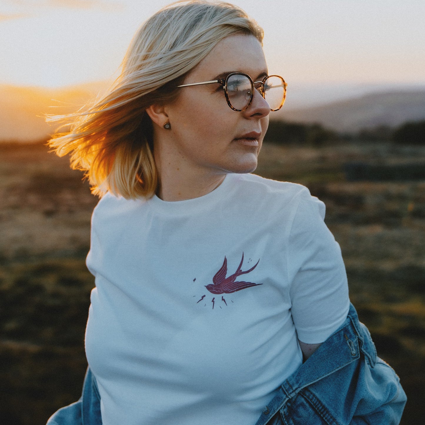 ROCK AND ROAM T-SHIRT